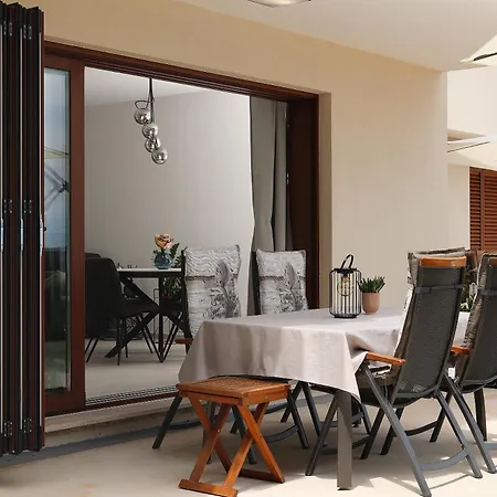 アパート Silvi *