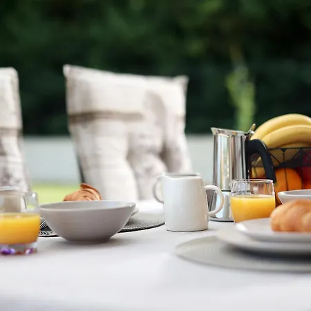 アパート Silvi ロヴラン